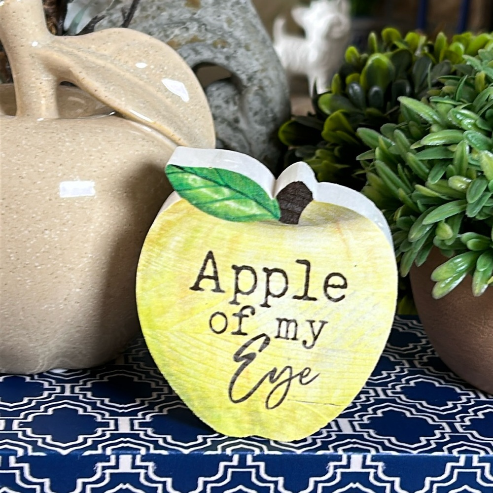 NEW! Country Cottage Fall Harvest Country Distressed Wood Autumn Apple Sign